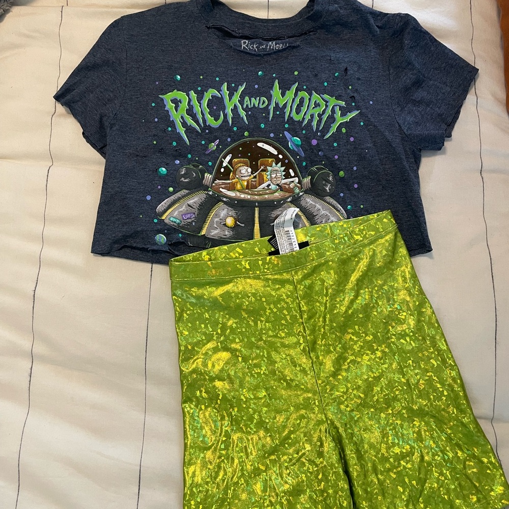Green holographic festival biker shorts